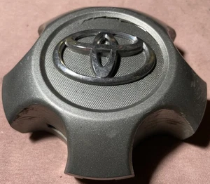 Toyota RAV4 Cover Wheel Center Cap 2006 2007 2008 2009 10 2014 Hubcap Silver OEM - Picture 1 of 9