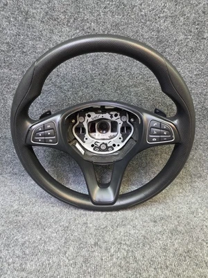Volante 15-23 Mercedes W447 Metris C300 GLC300 con palancas de cambio OEM  Foto 1 de 4