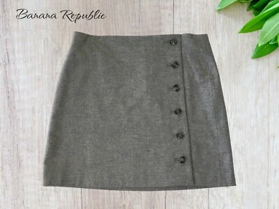 NUEVO CON ETIQUETAS Falda para mujer Banana Republic gris con botones laterales de lujo mezcla italiana, talla 6 Foto 1 de 4