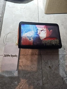 2023 Loungefly Jujutsu Kaisen Yuji Itadori Cosplay Zip Around 6" Bifold Wallet - Picture 1 of 3