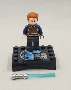 LEGO Star Wars Cal Kestis Minifigure With 25th Anniversary Stand 75394 - Picture 1 of 1