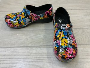 angel slip resistant clogs