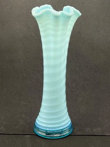 Model Flint Imperial Ribbed Spiral Blue Opalescent Glass Vase - Picture 1 of 9
