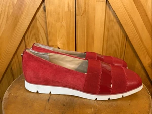 Donald Pliner 7,5 M Damen-Flats granatrot Wildleder Lack Mixed Media - Bild 1 von 8