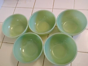 Vintage FIRE-KING GIADEITE - RARA CIOTOLA peperoncino/zuppa anni '40 - set di 5" - Foto 1 di 6