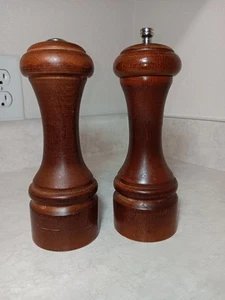 Vtg Olde Thompson Natural wood Salt and Pepper Grinder Shaker Set 7.5 in CA USA - Picture 1 of 6
