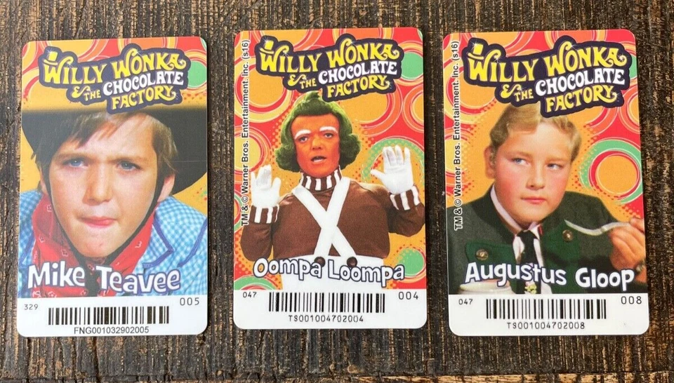 Willy Wonka Máquina Arcade Empujadora de Monedas Conjunto de 3 Cartas de Personaje Oompa Loompa  Foto 1 de 1