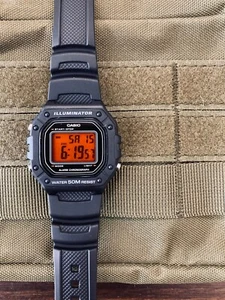 Casio W-218H Naranja Pantalla Mod - Imagen 1 de 1