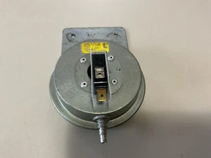 ICP HEIL TEMPSTAR COMFORTMAKER HQ1065208TR PRESSURE SWITCH TRIDELTA FP6619 01229 - Picture 1 of 4