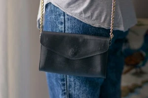 Vintage Damen Leder schwarze Tasche BUFFALO - Bild 1 von 4