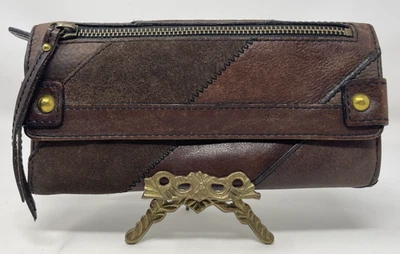 Cartera sin asas Fossil Fifty Four de cuero liso + gamuza usada en excelente estado Foto 1 de 3