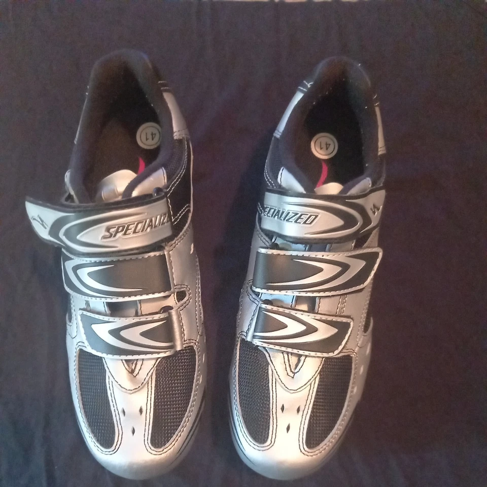 Zapatos de ciclismo especializados para hombre 45 12 bicicleta de carretera plateados negros gancho bucle Foto 1 de 4