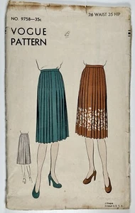 "Falda plisada cintura 26"" cadera 35"" años 40 patrón de costura vintage Vogue 9758 Misses" - Imagen 1 de 4