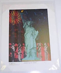 NYFD-911-NEW YORK CITY DISEGNATA DALLA FIAMMA STATUA DELLA LIBERTY LITOGRAFIA RICK RUSH - Foto 1 di 1