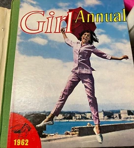 GIRL Annual Number Ten ( 1962 ) - Picture 1 of 12