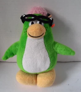 Disney Club Penguin Aunt Arctic Plush 9" - Picture 1 of 1
