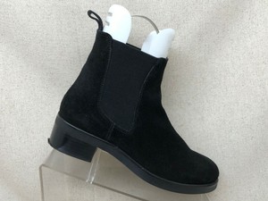 barneys shearling boots