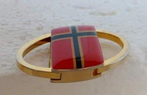 Norway Flag Metal Red Key Holder / Gold Plated Solid Brass - Picture 1 of 8
