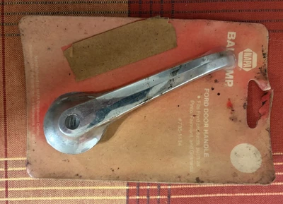 Manija de puerta vintage Ford 1968-80 Mustang Pinto Granada Fairmont Napa #735-1114 Foto 1 de 4