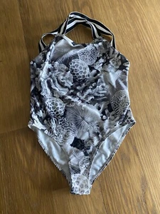 MOLO Girl Neve One Piece Swimsuit Bathing Gray Signs Print Size 140 10 - Picture 1 of 5
