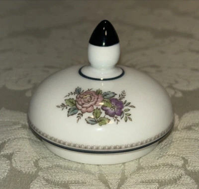 Runnymede Blue (W4472) de Wedgwood - SOLO TAPA para azucarero en forma de globo Foto 1 de 3