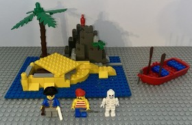 Lego 6254 Pirates I Rocky Reef Complete Set Minifigures