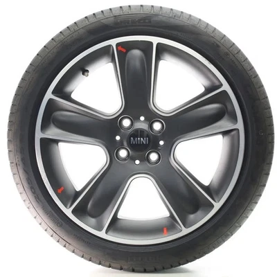 MINI Cooper R55 R56 Sommerräder Black Star Bullet 111 205/45R17 DOT24 6784124 - Bild 1 von 4