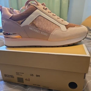Nuevo Michael Kors US9M / UK 6.5 Mujer Zapatos Wilma Entrenador Rosa Gamuza 49TOWIFS1S - Imagen 1 de 10