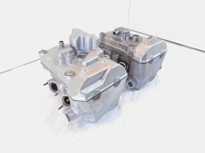 Honda VFR800 Interceptor 800 2002-2009 motor culatas con válvulas Foto 1 de 4