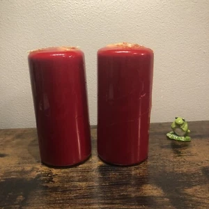 Two vintage Cinnamon 2.8x6 red candles Made in the USA - Picture 1 of 4