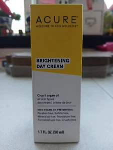 Acure Brilliantly Brightening Tagescreme 1,7 Oz. - Bild 1 von 4