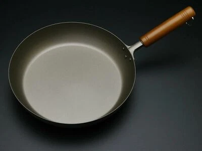 Pure Titanium Frying pan with wooden handle Amazing Lightweight! Made in Japan - Image 1 of 4