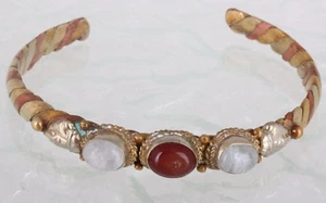 BRASS COPPER GOLD TONE WHITE/ RED STONES CUFF BRACELET FASHION 5442B - Picture 1 of 2