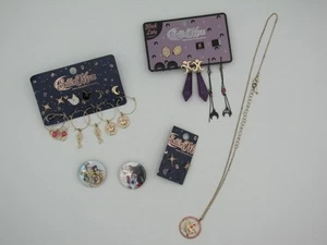 Lote de aretes, collar, alfileres de joyería Sailor Moon - Imagen 1 de 12
