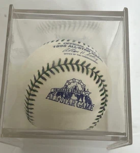 MLB Rawlings Béisbol - Juego de Estrellas 1998 ~ Colorado Rockies en caja de plástico - Imagen 1 de 9