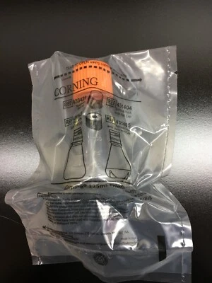 Corning REF 430421 125mL Polycarbonate Erlenmeyer Flask with Flat Cap - Image 1 of 4