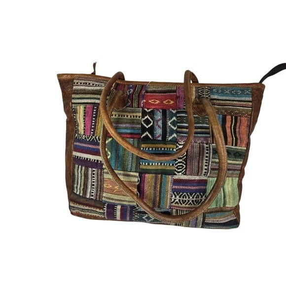 Bolso de Mano Vintage Addiction Patchwork Cuero Monedero Boho Hecho en Nepal Difícil de Encontrar Foto 1 de 4