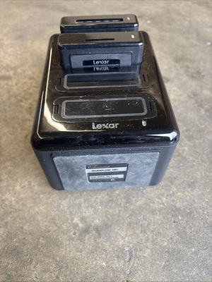 Lexar Professional Workflow HR1 Black Four-Bay USB 3.0 Reader Hub W/2 Readers - Image 1 of 4