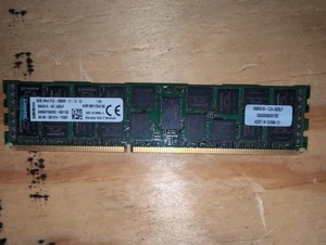 Kingston KVR16R11D4/16I 2Rx4 16GB PC3-12800R DDR3 1600 RDIMM Registered Memory - Picture 1 of 2