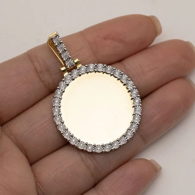 Colgante de oro blanco amarillo de 10 quilates con diamantes naturales de 0,14 quilates de 1 3/4" Foto 1 de 4