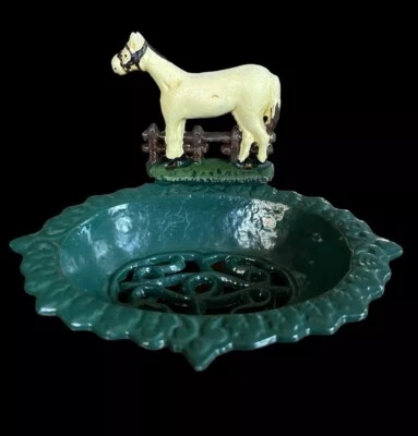 Jabonera de hierro fundido caballo rústica granja cabaña granja caballo verde oscuro Foto 1 de 4