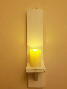 A PAIR OF WHITE SHABBY CHIC WALL SCONCE CANDLE HOLDERS - Picture 1 of 8