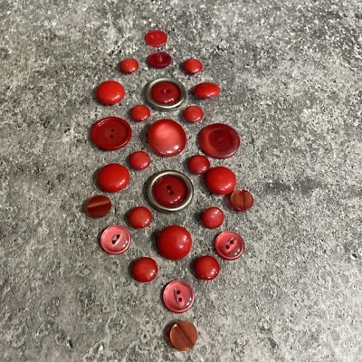 Vintage Estate Plastic Red  Sewing Crafting Button Lot 123-58 - Image 1 of 4