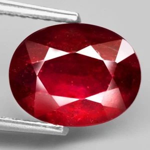 2.32Ct. Natural Gemstone Ruby Top Red Oval Madagascar Beautiful Sparkles Color - Picture 1 of 7