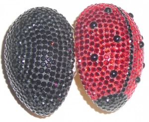 Crystal beetle pillbox, red and black crystals. All original crystals. - Picture 1 of 4