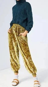 by Anthropologie Gloria Velvet Jogger Pants Blue Gray Boho Size Medium Women's - Picture 1 of 13