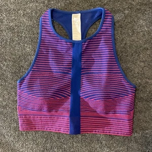 Sujetador deportivo Fabletics para mujer mediano azul rojo rayas gimnasio correr entrenamiento senderismo playa - Imagen 1 de 11