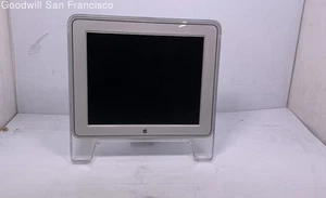 Apple M7649 Studio Display 1280 x 1024 17 Inch LCD Monitor With Cord - Picture 1 of 6