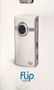 Flip Ultra HD U2120w Video Camera 2nd Generation White NEW, Fast shipping!!! - Picture 1 of 4