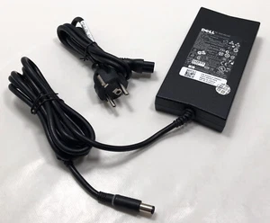 Original Dell Netzteil für Notebooks JU012 130W 19,5V/6,7A 7,4mm DA130PE1-00 - Bild 1 von 1